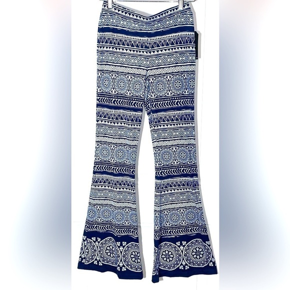 Almost Famous bell bottom Stretch Pants Blue and white design Small NWT - Picture 1 of 5